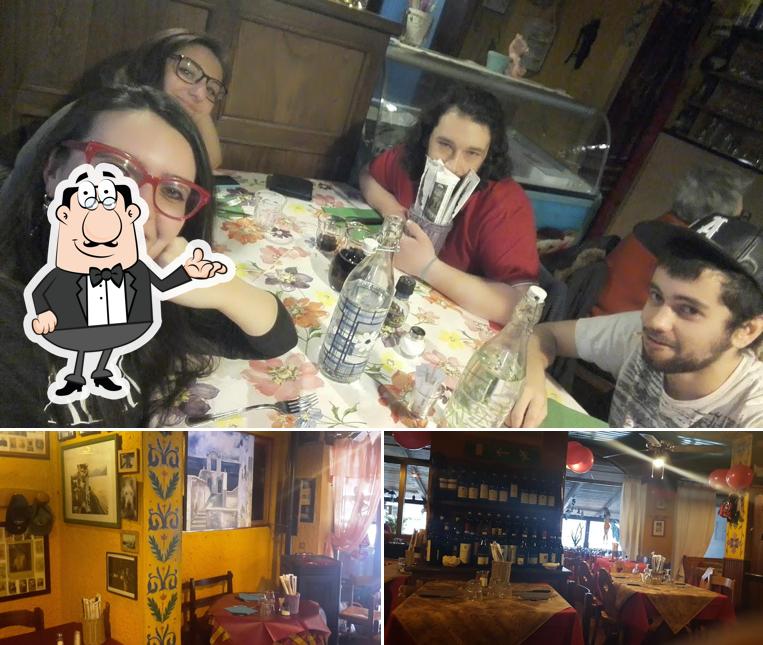 Siediti a un tavolo di La Pineta