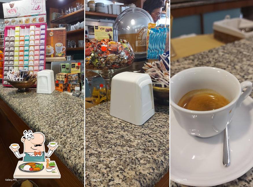 Platti al Via Tasso Café