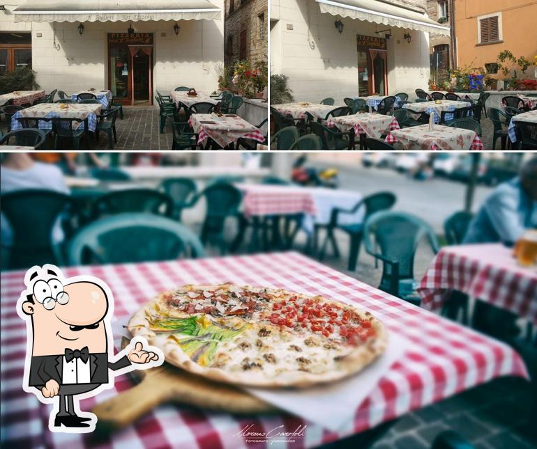 Dai un'occhiata agli interni di Il Tagliere
