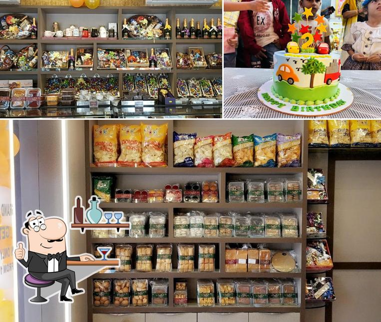 Check out how Jeden - The Cake Expert Vasai West looks inside