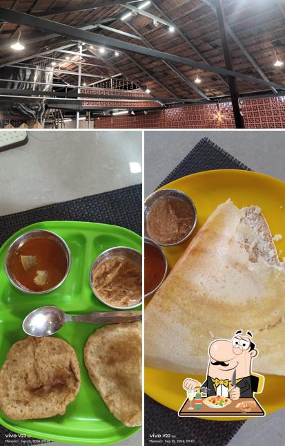 Food at Hotel Samrudhi (drivein restaurants)
