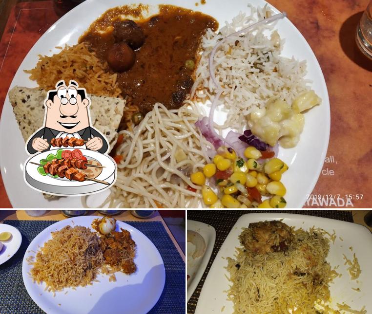 Meals at Bowl&Barbeque