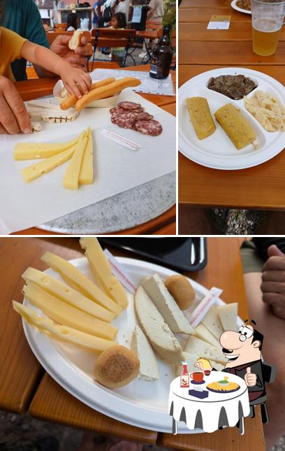 Piatto di formaggi al CENÇA PREŠA
