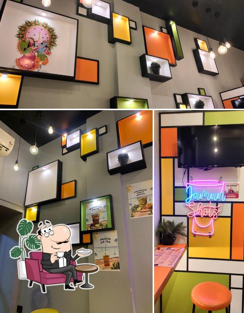 The interior of 9834 The Fruit Window, Rajkot (Race Course)