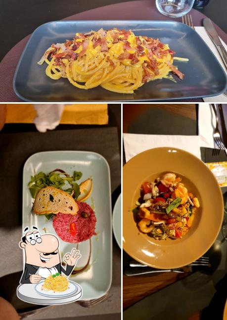 Spaghetti alla carbonara al Osteria Grattacacio