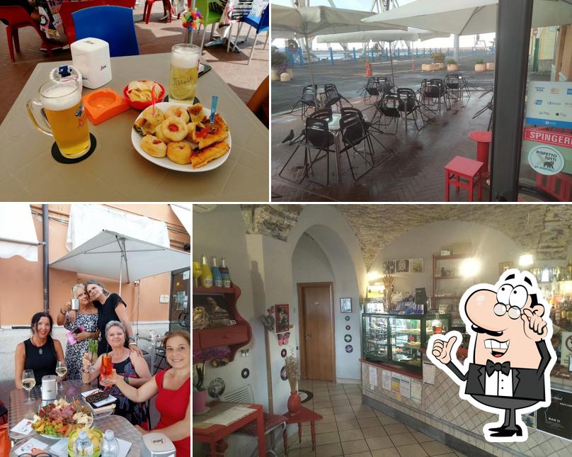 Gli interni di Bar Bon Caffè al N.11