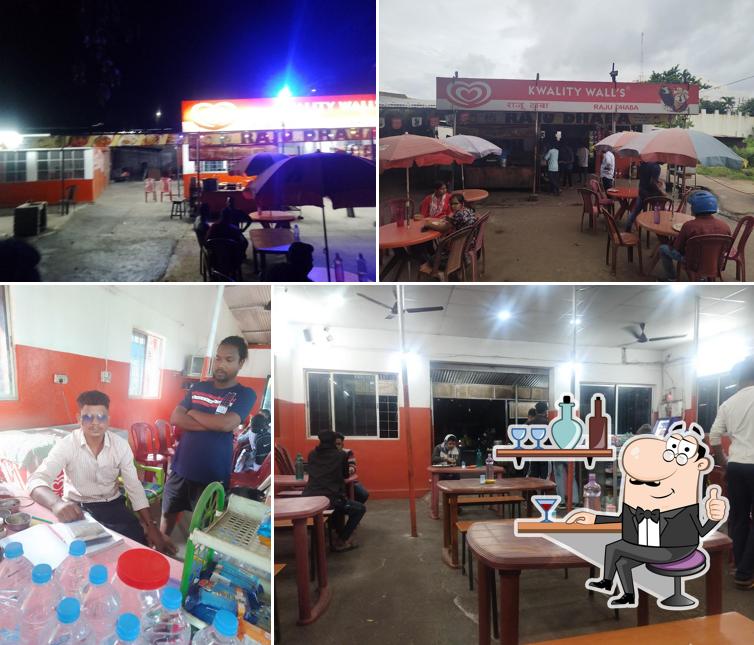 The interior of Raju Dhaba