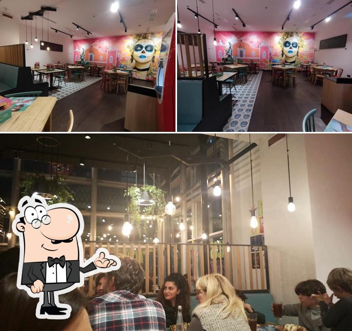 Siediti a un tavolo di Calavera Restaurant - Torino