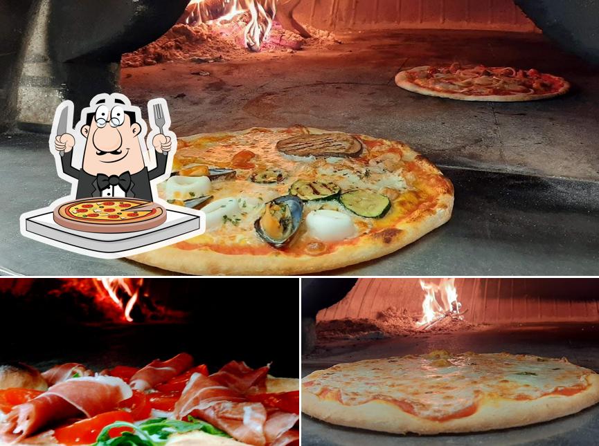 Ordina una pizza a 'A Pizza 2 di Villa Alessio e Villa Cristiano