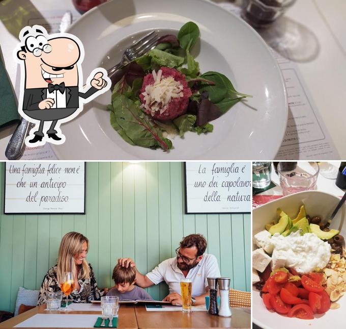 Siediti a un tavolo di Benvenuto Family Restaurant - Torino