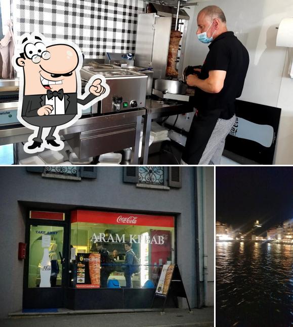 La immagine di interni e esterno da Aram Kebab