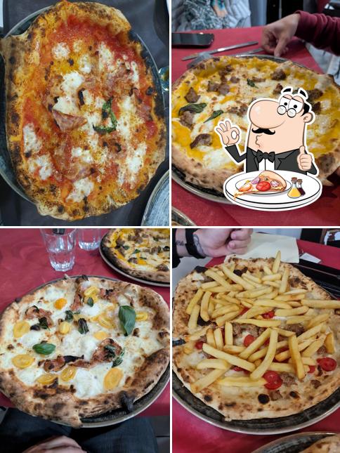 Ordina una pizza a Pizzeria Cuore d'Oro-Pizza Latinense