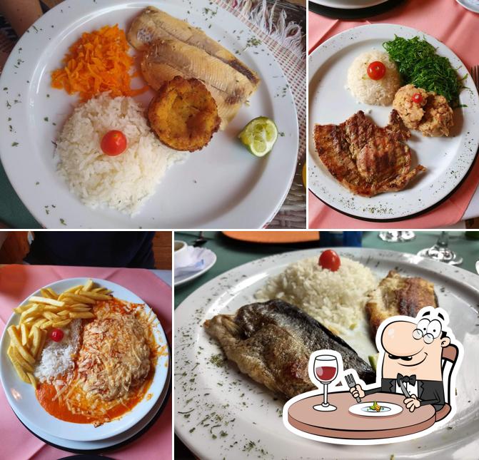 Comida em Restaurante Pucci