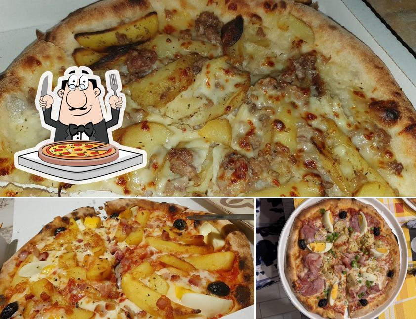 A Pizzeria La Bomba, puoi provare una bella pizza