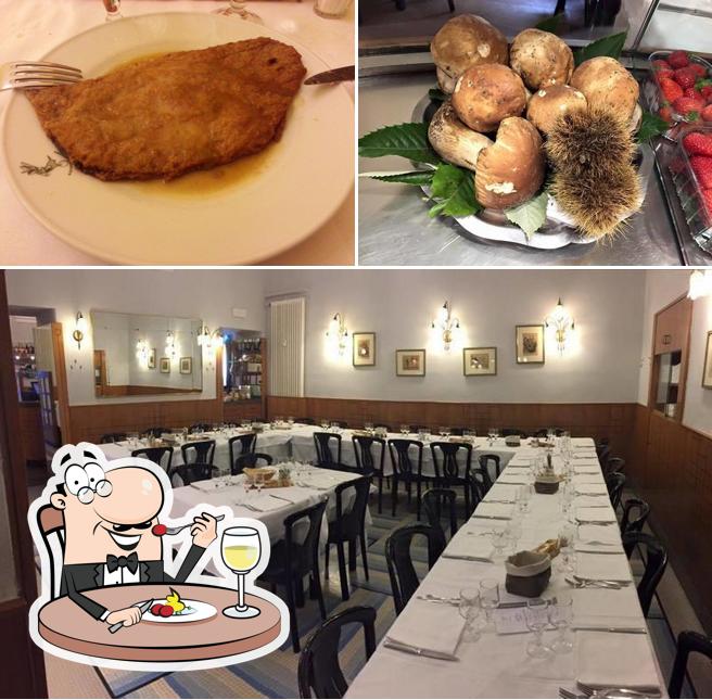 Guarda la immagine che mostra la cibo e interni di Caffè Vittoria Bar Ciccolateria Gelateria