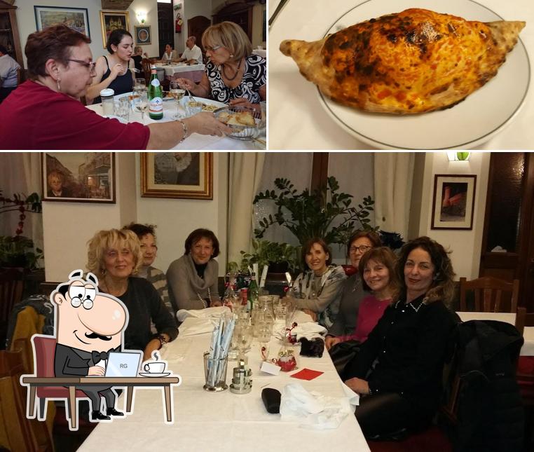 La interni e cibo del ristorante
