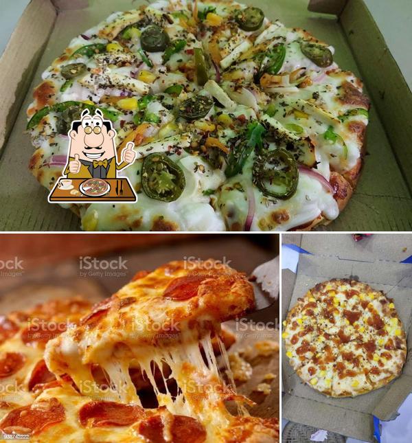 Pick pizza at Only Mp pizza