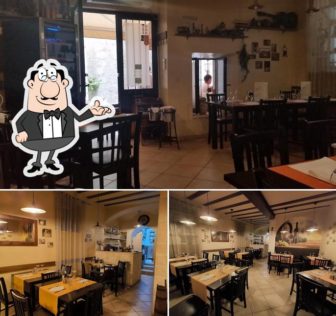 Siediti a un tavolo di Rozario