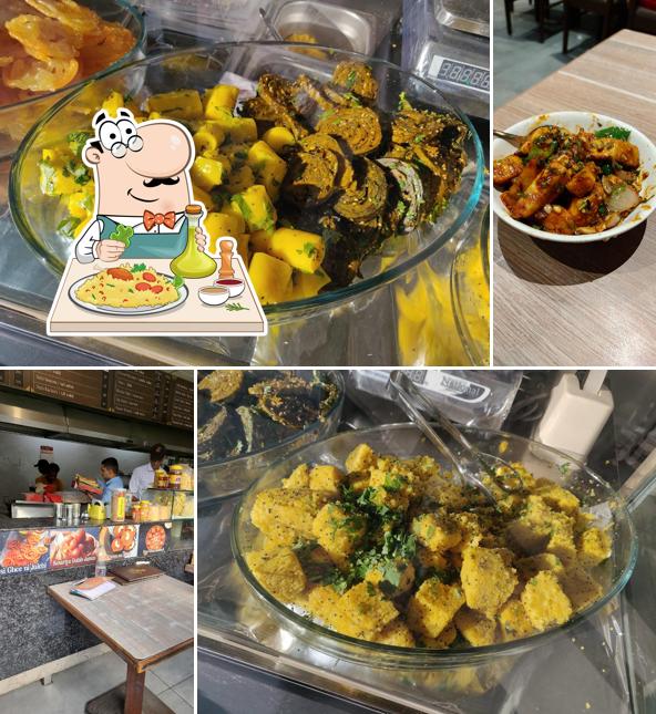 Food at Thakkar's Hotel Jalaram Kathiyawadi