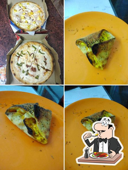 Food at New Pizza Yum