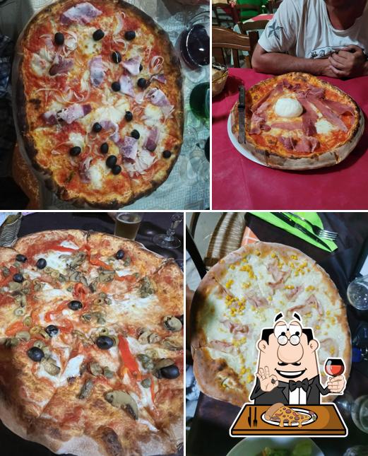 Prenditi una pizza a Ristorante pizzeria Bella Napoli