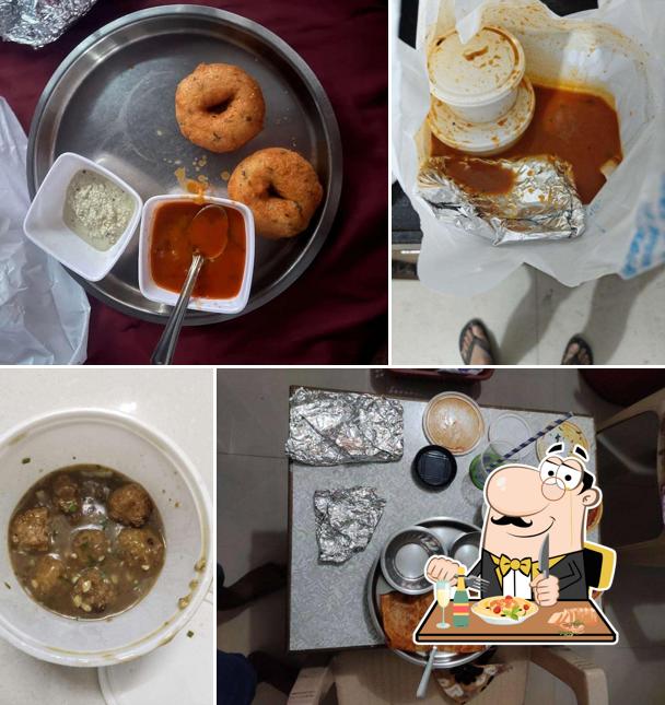 Escargots at Sai Ratnaa