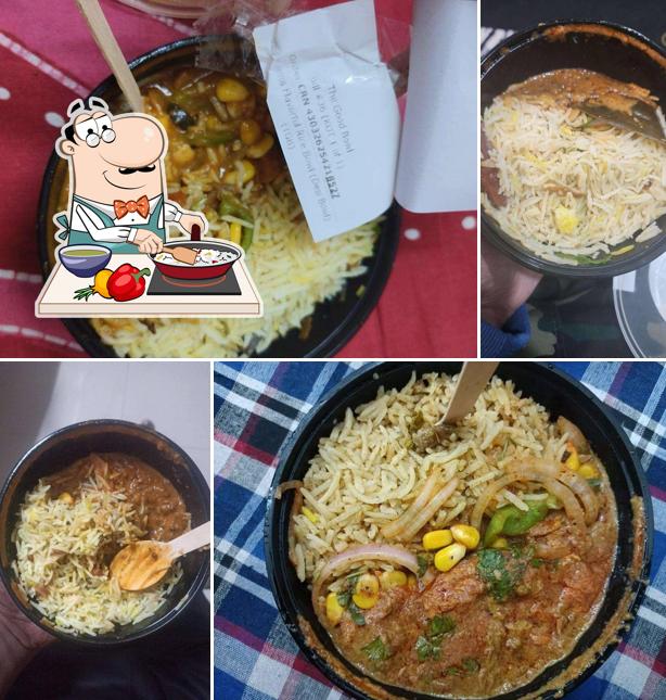 Paella at The Good Bowl