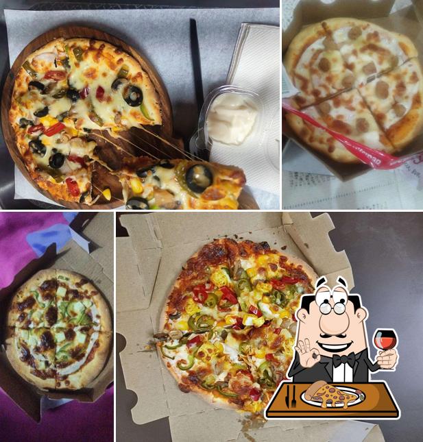 Order various kinds of pizza
