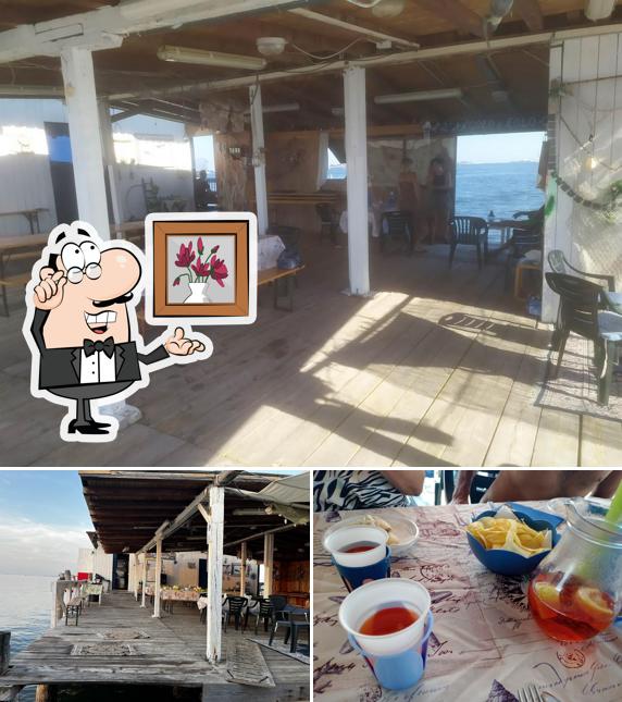 La interni e cibo del ristorante