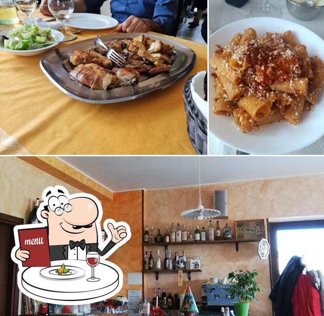 La cibo e interni del ristorante