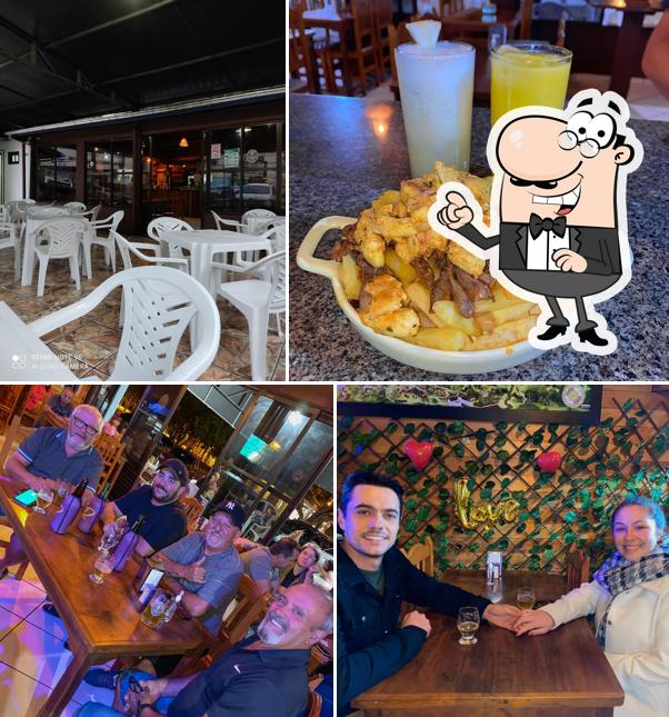 O interior do Demarch Lanches