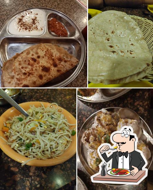 Food at Agarwal Hot Chat