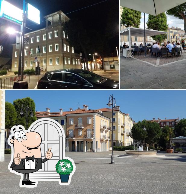 Guarda gli esterni di - Caffè Del Corso -