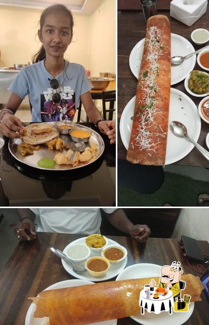 Food at Shiva Sagar pure Veg