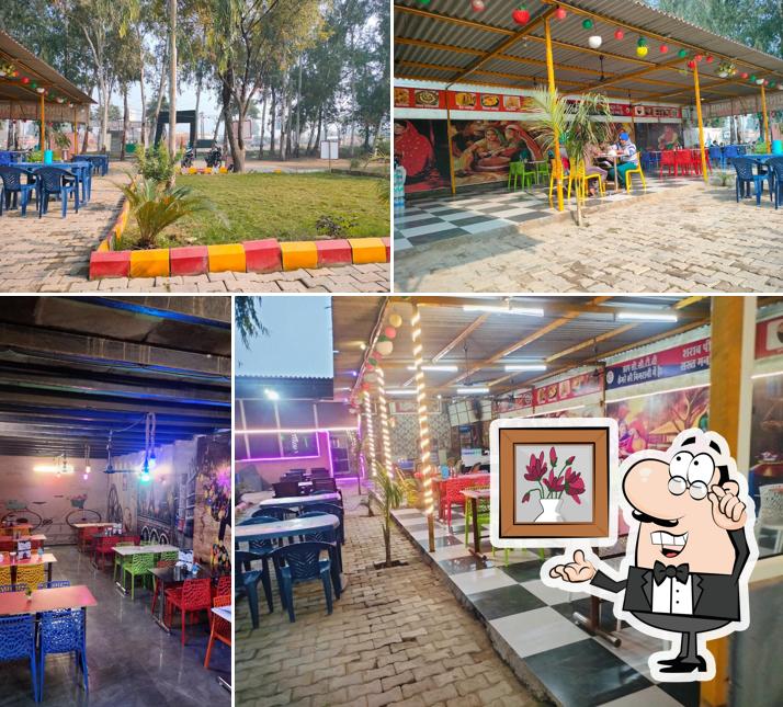 The interior of PRINCE STAR DHABA