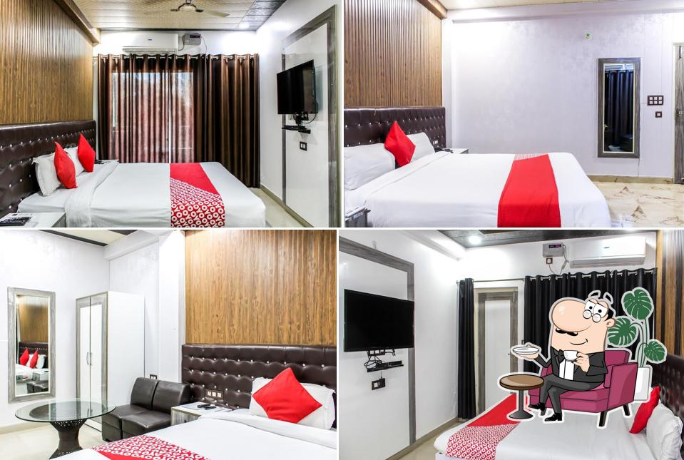 Take a seat at one of the tables at HOTEL Walnut Inn - Hotel in Rajpur Road Dehradun Hotel & restaurant Family hotel Mussorie Rd hotel near IMS DIT College