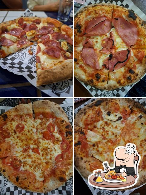 Mari's Pizza Shop