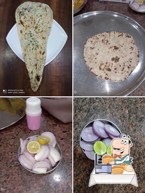 Garlic bread at Punjabi Dhaba Pure Veg Family Restaurant