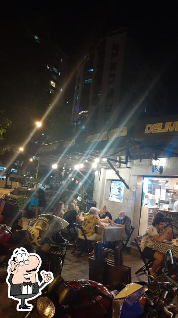 O interior do Pizzaria Forno da Praça