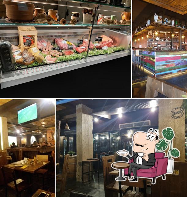 Gli interni di Sneezy pub&grill