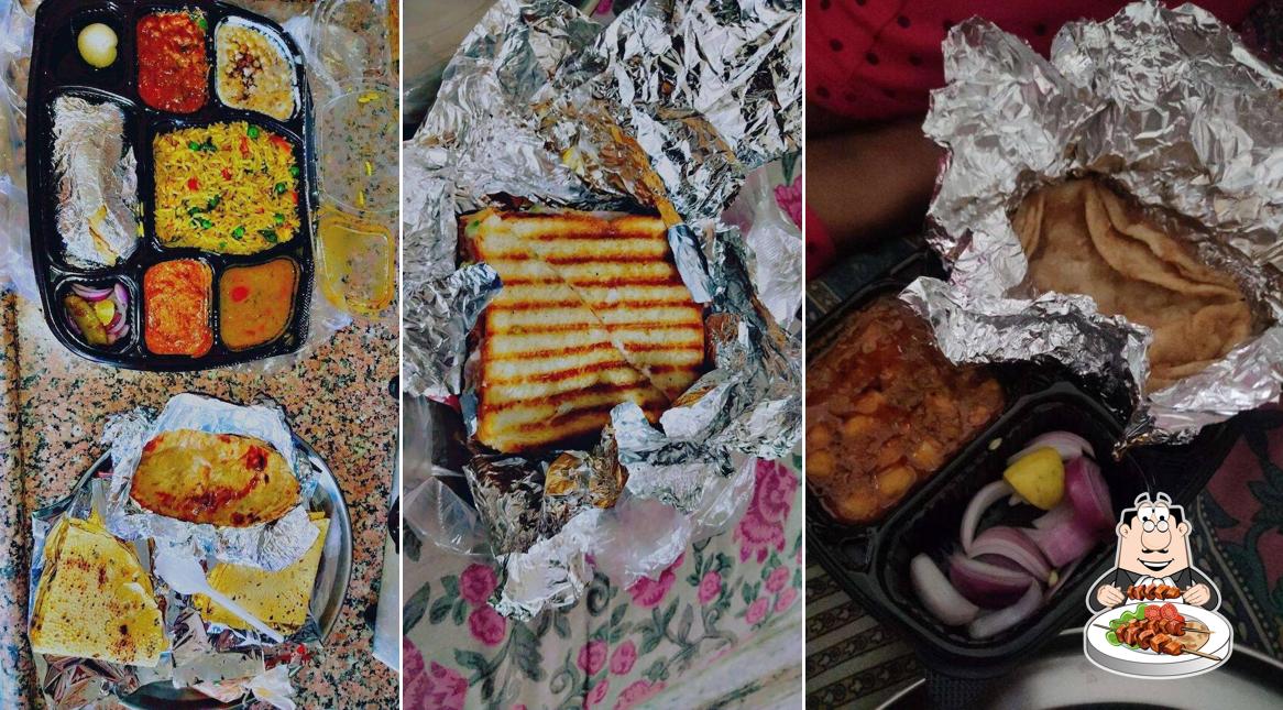 Meals at AADHYA KI RASOI