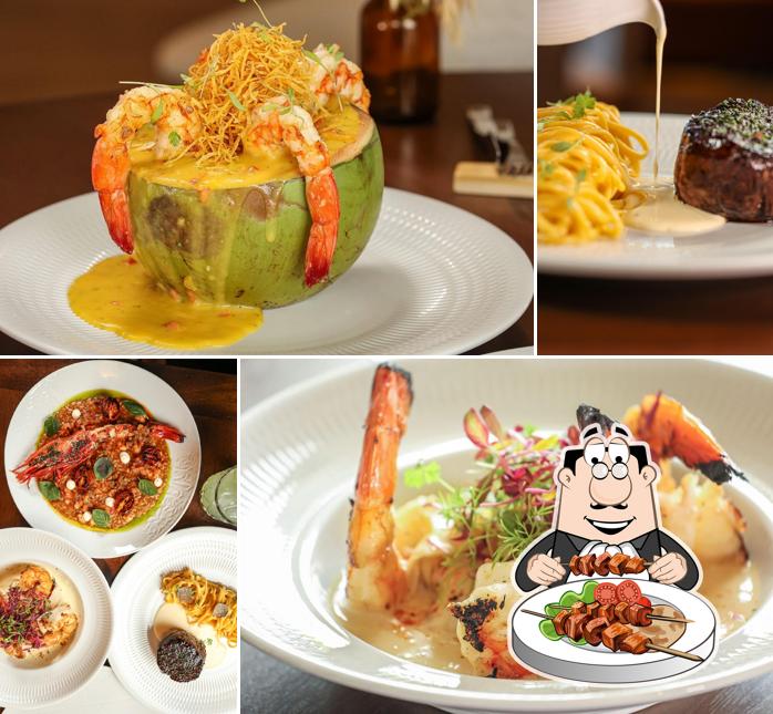 Comida em Restaurante Dudu