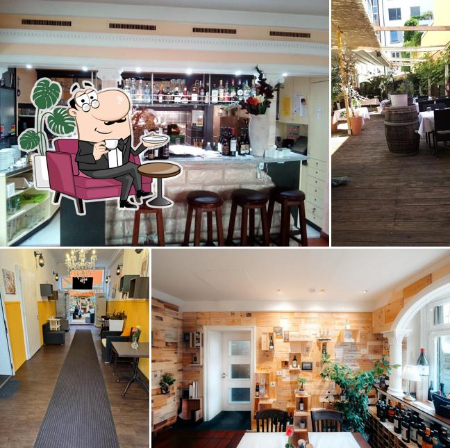 Siediti a un tavolo di Antica Roma