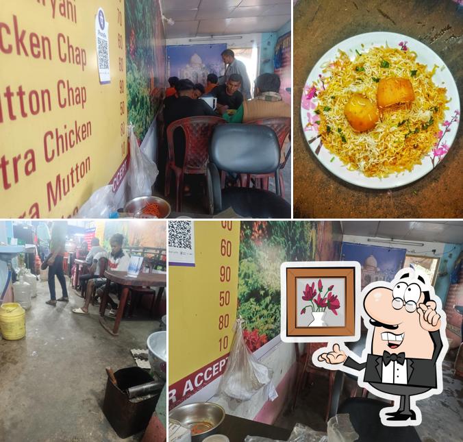 The interior of Kolkata Hazi Biriyani