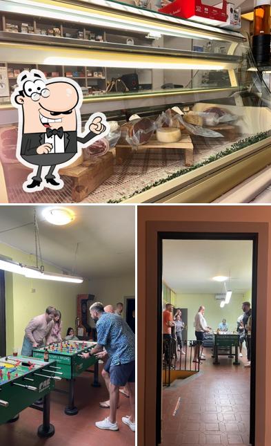 Gli interni di Bar René
