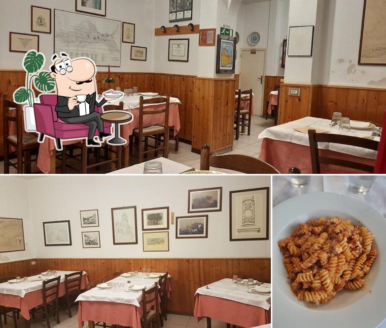 La interni e cibo del ristorante