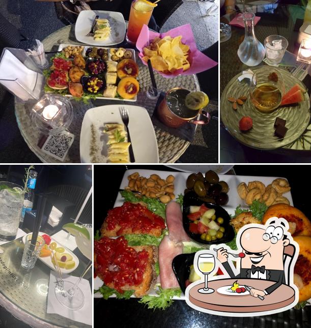 Platti al Emotion Cafe