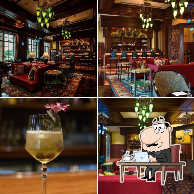 Check out how Peacock Bar looks inside