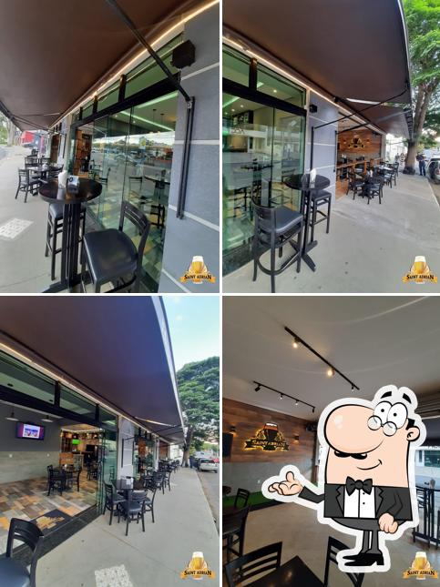 Veja imagens do interior do Saint Adrian Empório & Bar