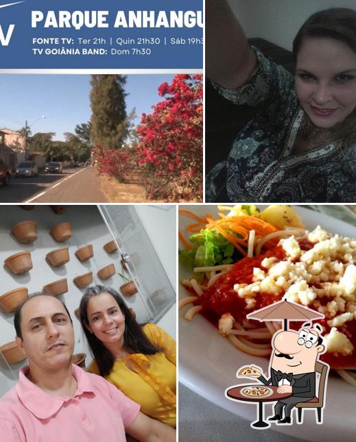 Veja imagens do exterior do Churrascaria e Pizzaria Sarandi